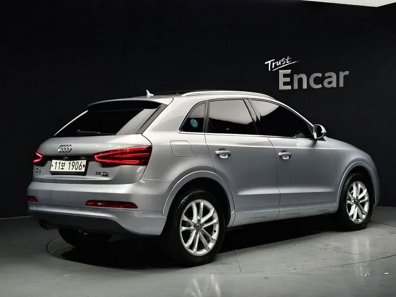 Audi Q3 2.0 TDI Quattro - САМО 30% АВАНС, снимка 2 - Автомобили и джипове - 56066423