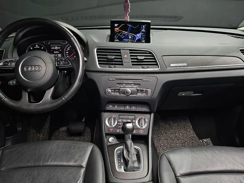 Audi Q3 2.0 TDI Quattro - САМО 30% АВАНС, снимка 7 - Автомобили и джипове - 56066423