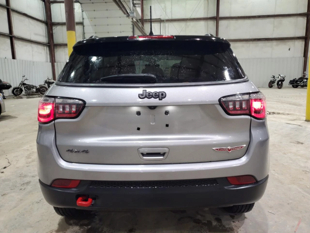 Jeep Compass TRAILHAWK* Офроуд окачване* CarPlay* Камера* 4X4*  - изображение 4