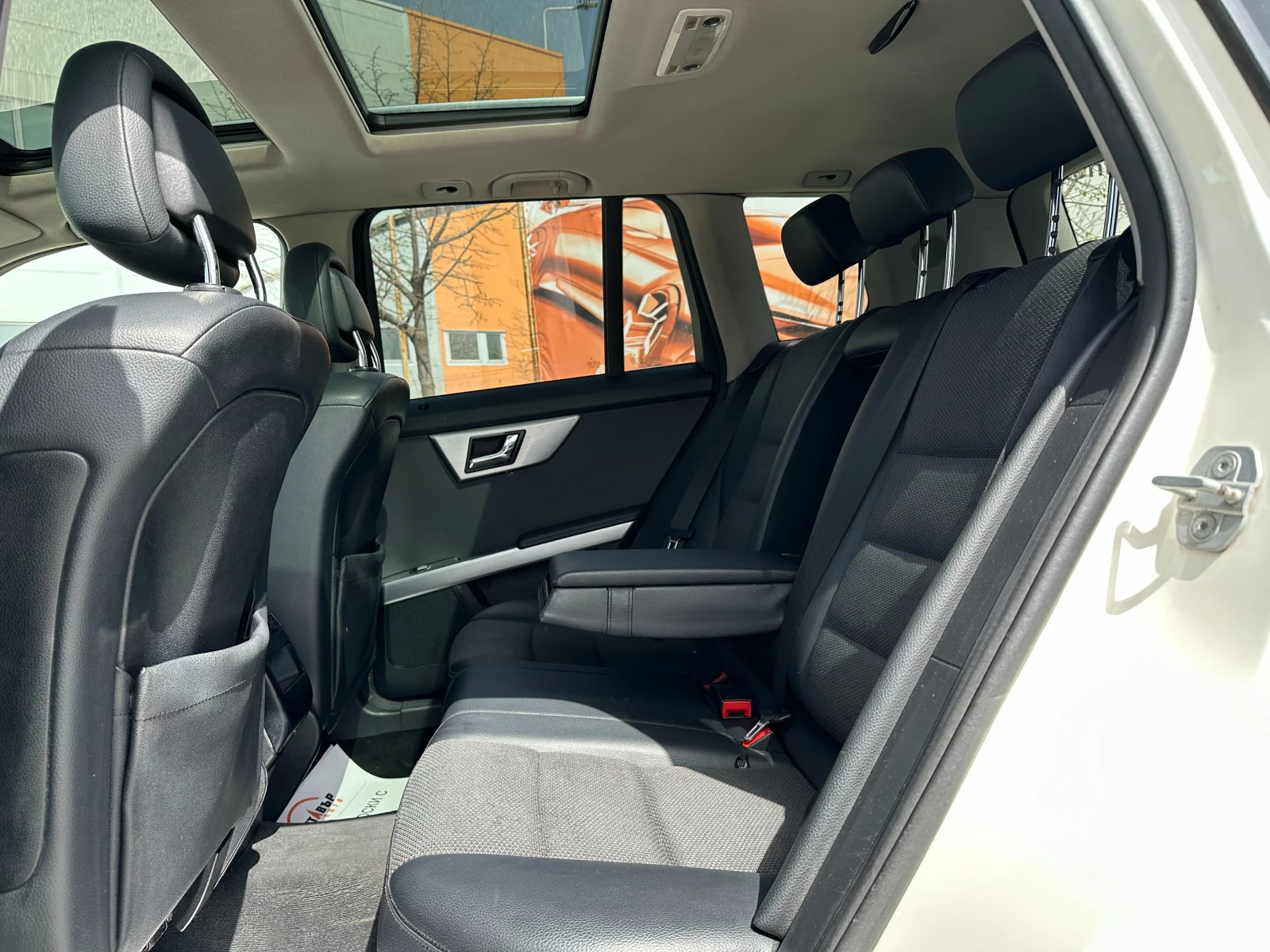 Mercedes-Benz GLK Панорама/Нави/Камера - изображение 9