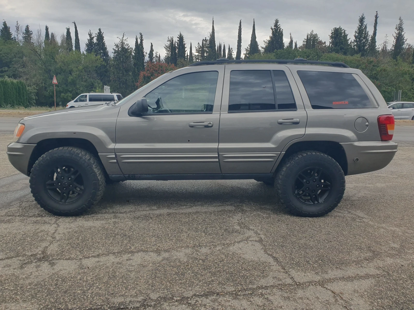 Jeep Grand cherokee 4, 7 benzin GAZ !!! Сменени вериги преди 500км - изображение 6