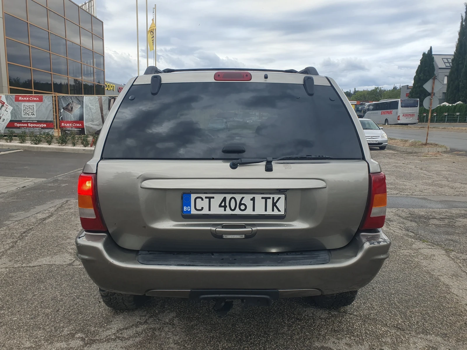 Jeep Grand cherokee 4, 7 benzin GAZ !!! Сменени вериги преди 500км - изображение 8