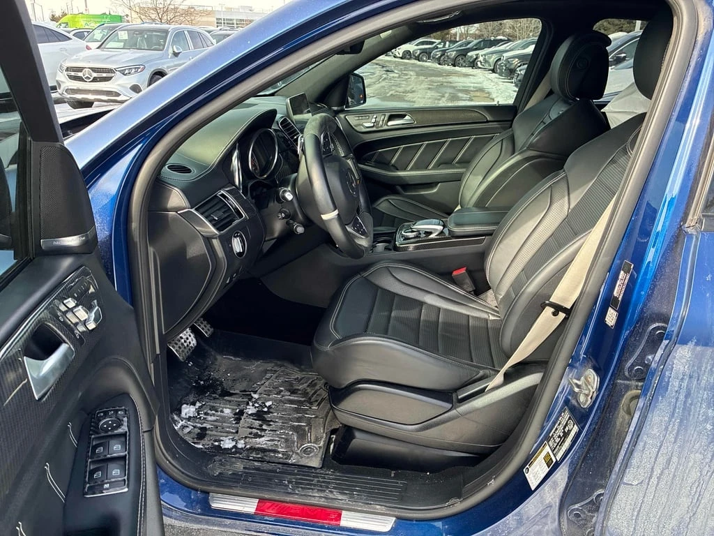 Mercedes-Benz GLE 63 S AMG * CARFAX * 360 КАМЕРИ* ПАНОРАМА*  - изображение 5