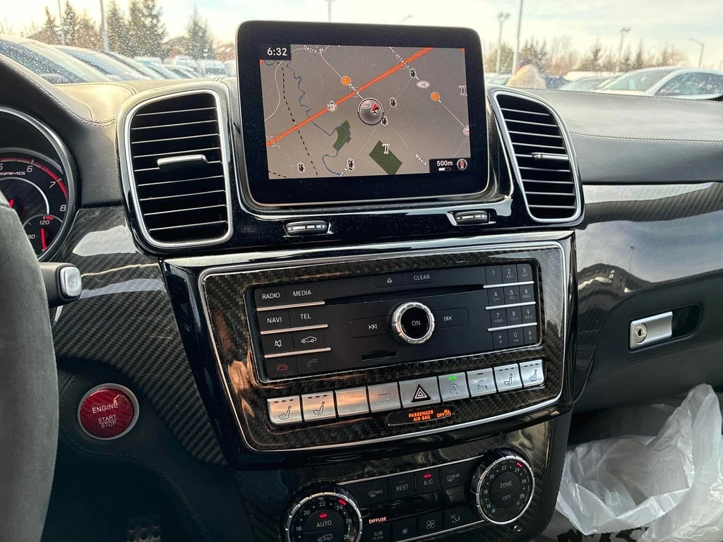 Mercedes-Benz GLE 63 S AMG * CARFAX * 360 КАМЕРИ* ПАНОРАМА*  - изображение 9