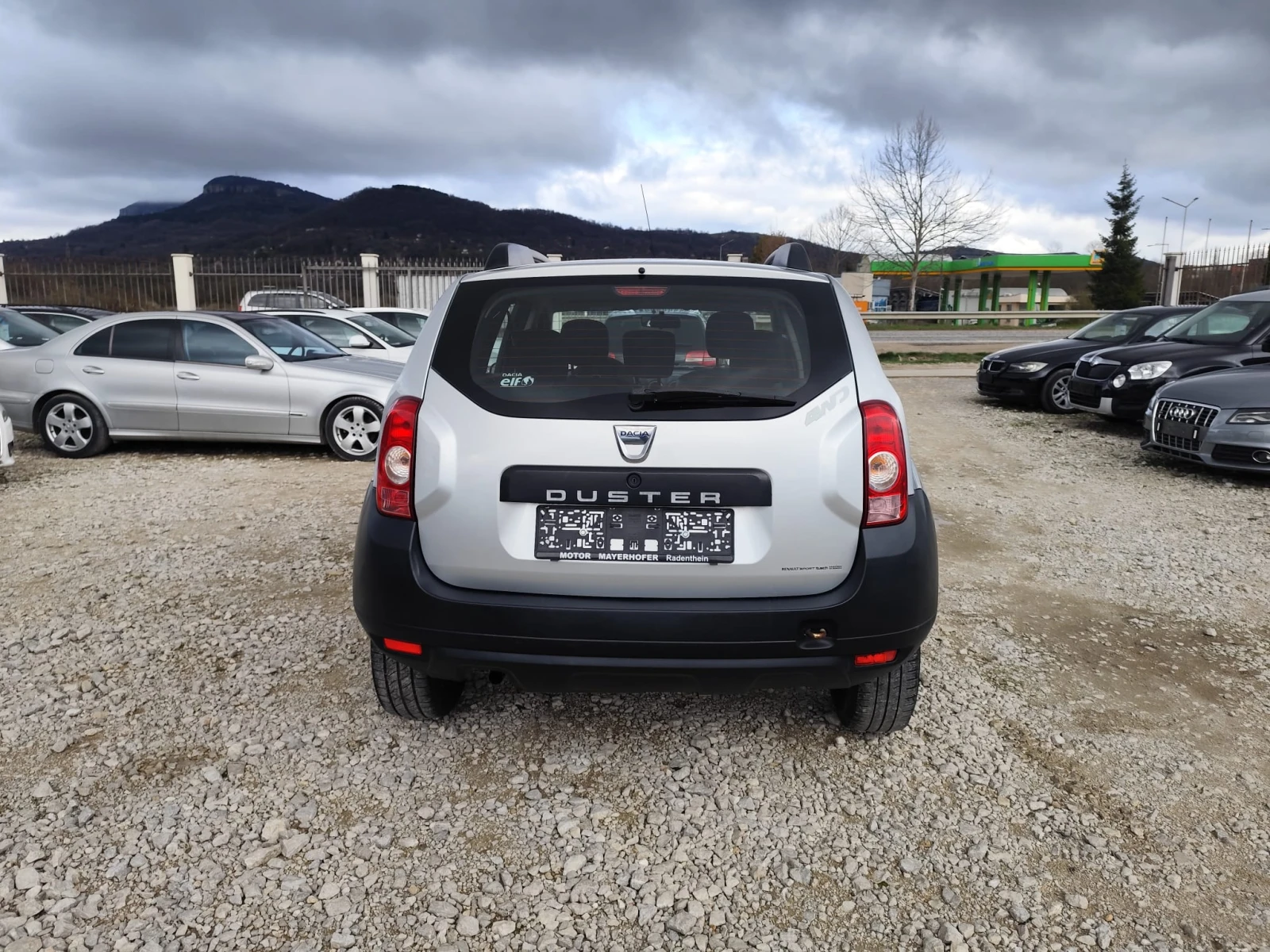 Dacia Duster 1.5 дизел 4х4, снимка 6 - Автомобили и джипове - 54013111