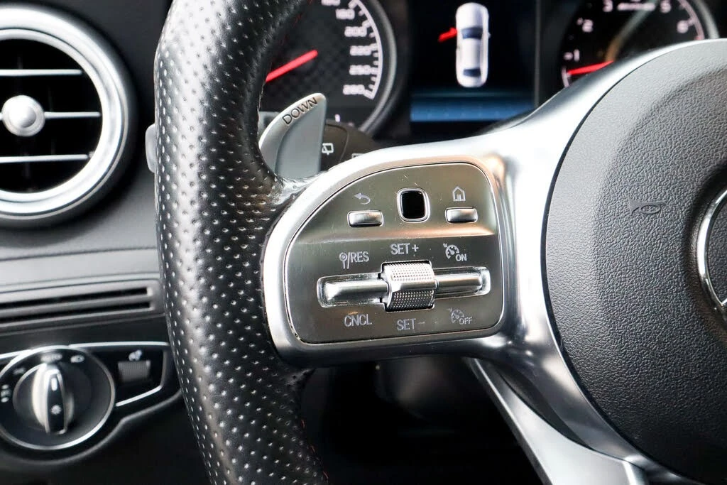 Mercedes-Benz GLC 43 AMG 4MATIC* АвтоКредит* (ЦЕНА ДО БГ), снимка 12 - Автомобили и джипове - 54057780