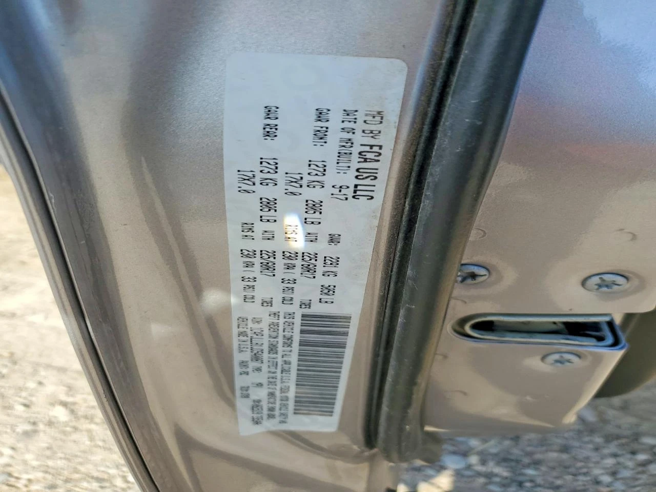 Jeep Cherokee 2.4l Latitude Plus, снимка 12 - Автомобили и джипове - 54705962