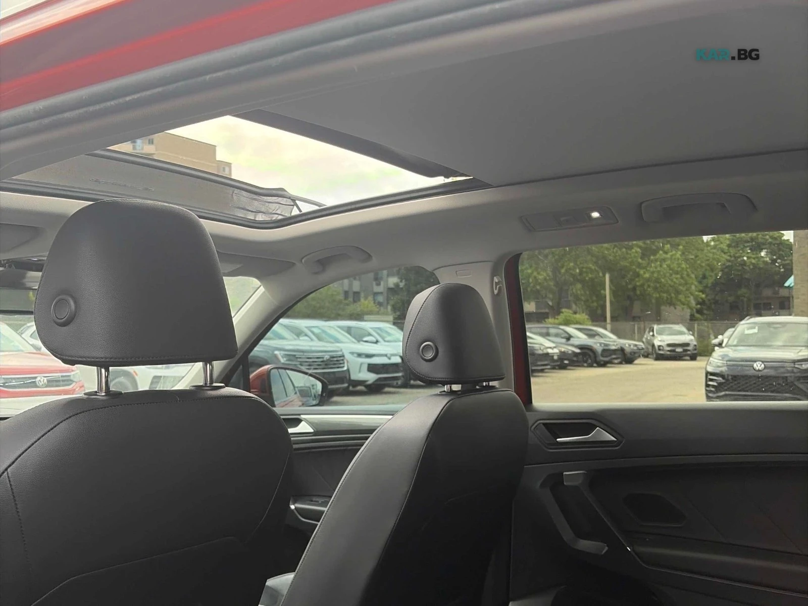 VW Tiguan Highline * AвтоКредит* (ЦЕНА ДО БГ), снимка 12 - Автомобили и джипове - 54804764