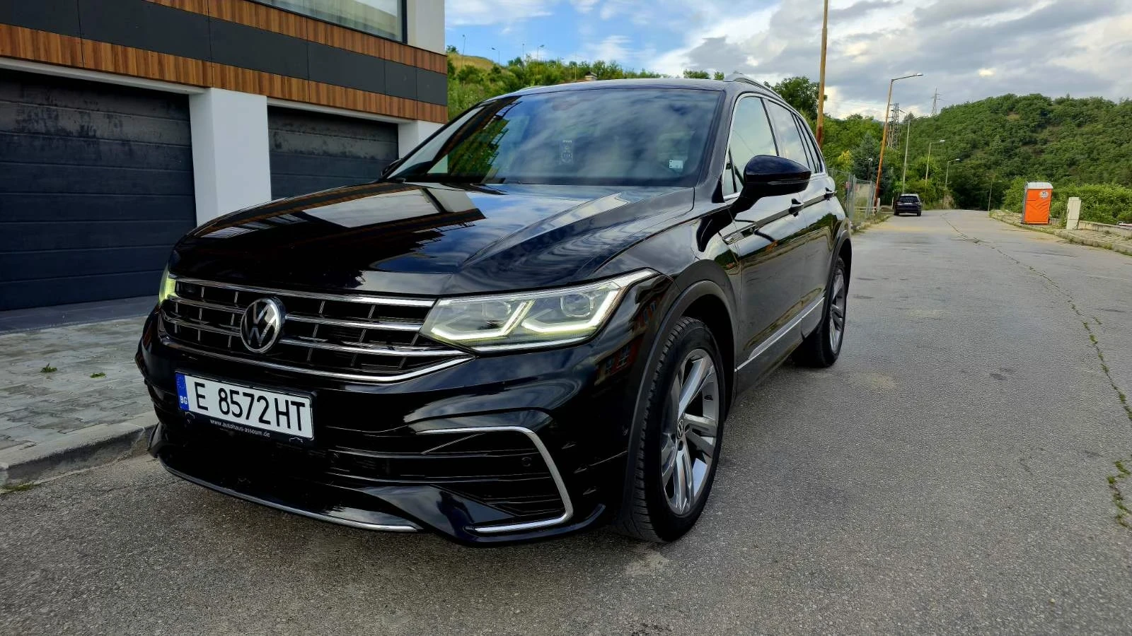 VW Tiguan 3хR-line 2, 0TDI 200к.с. Digital, 4 motion, head u, снимка 2 - Автомобили и джипове - 54948979