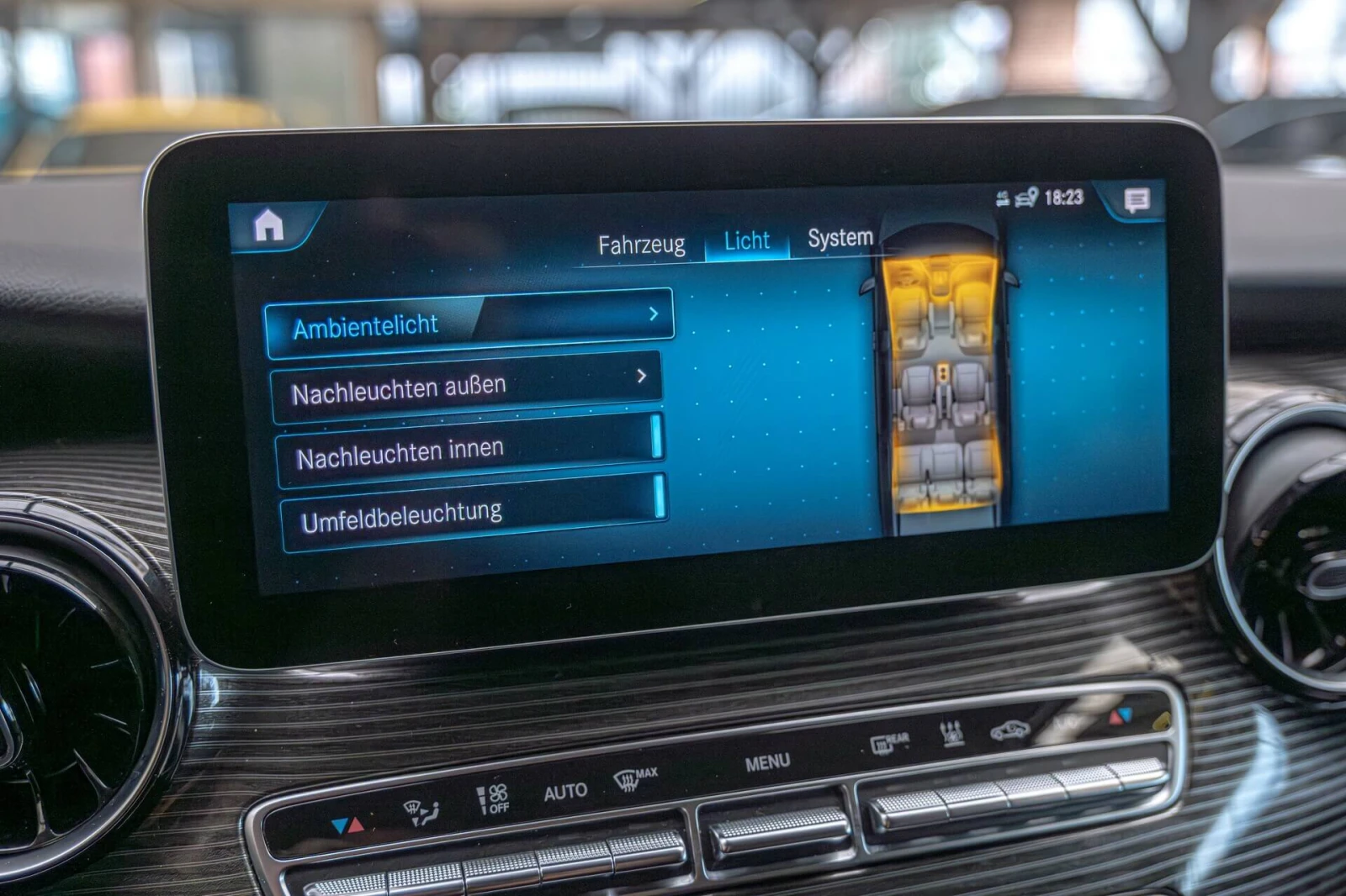 Mercedes-Benz EQV 300/LONG/Avantgarde Line/PDC/Thermotronic/100kWh, снимка 13 - Автомобили и джипове - 55466599