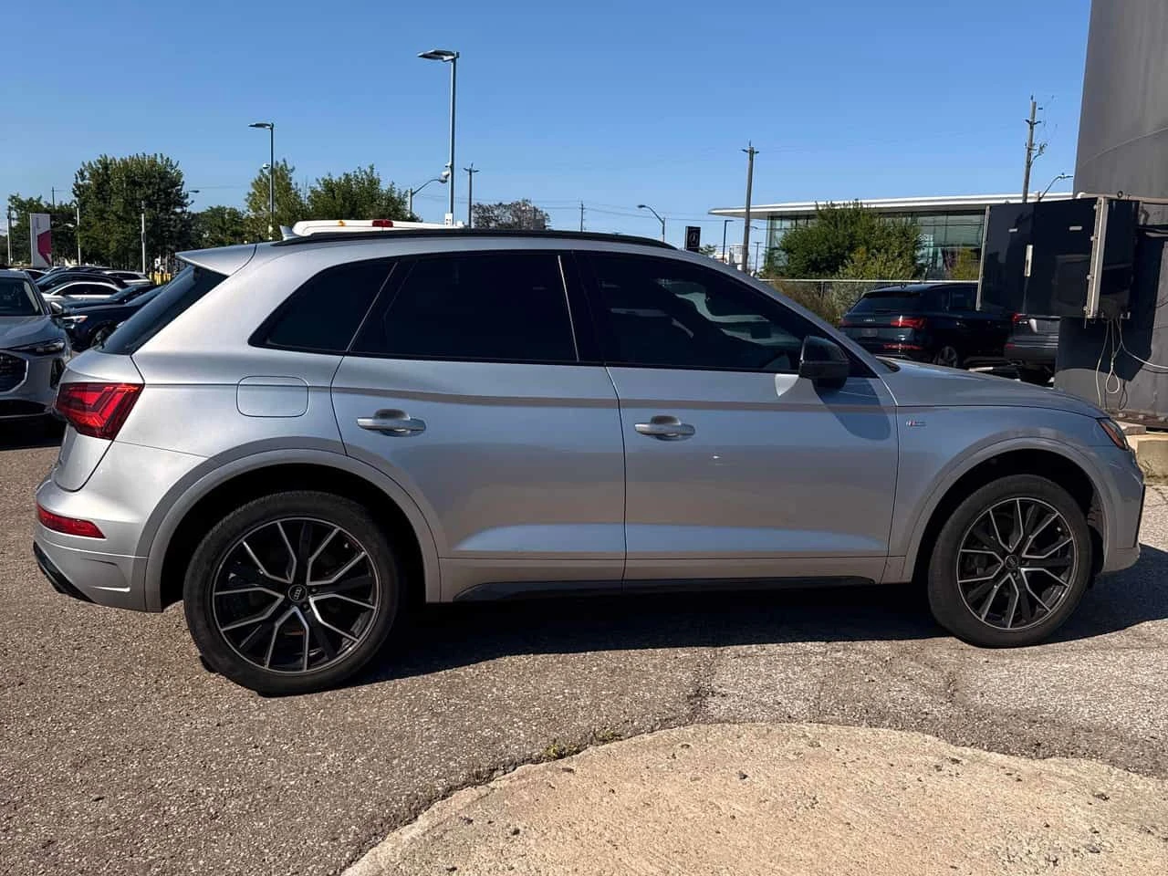 Audi Q5 * Progressiv * CARFAX * ЦЕНА ДО БГ, снимка 4 - Автомобили и джипове - 55711702