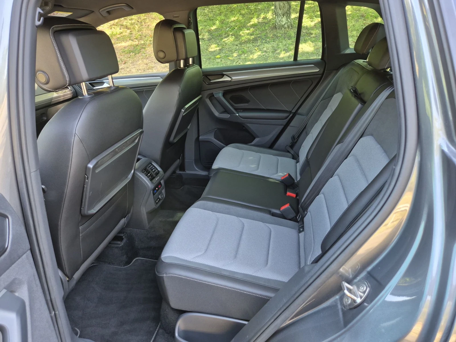 VW Tiguan 2.0TDI R Line Digital Matrix Distr ������  ����  | Mobile.bg � ����������� 14