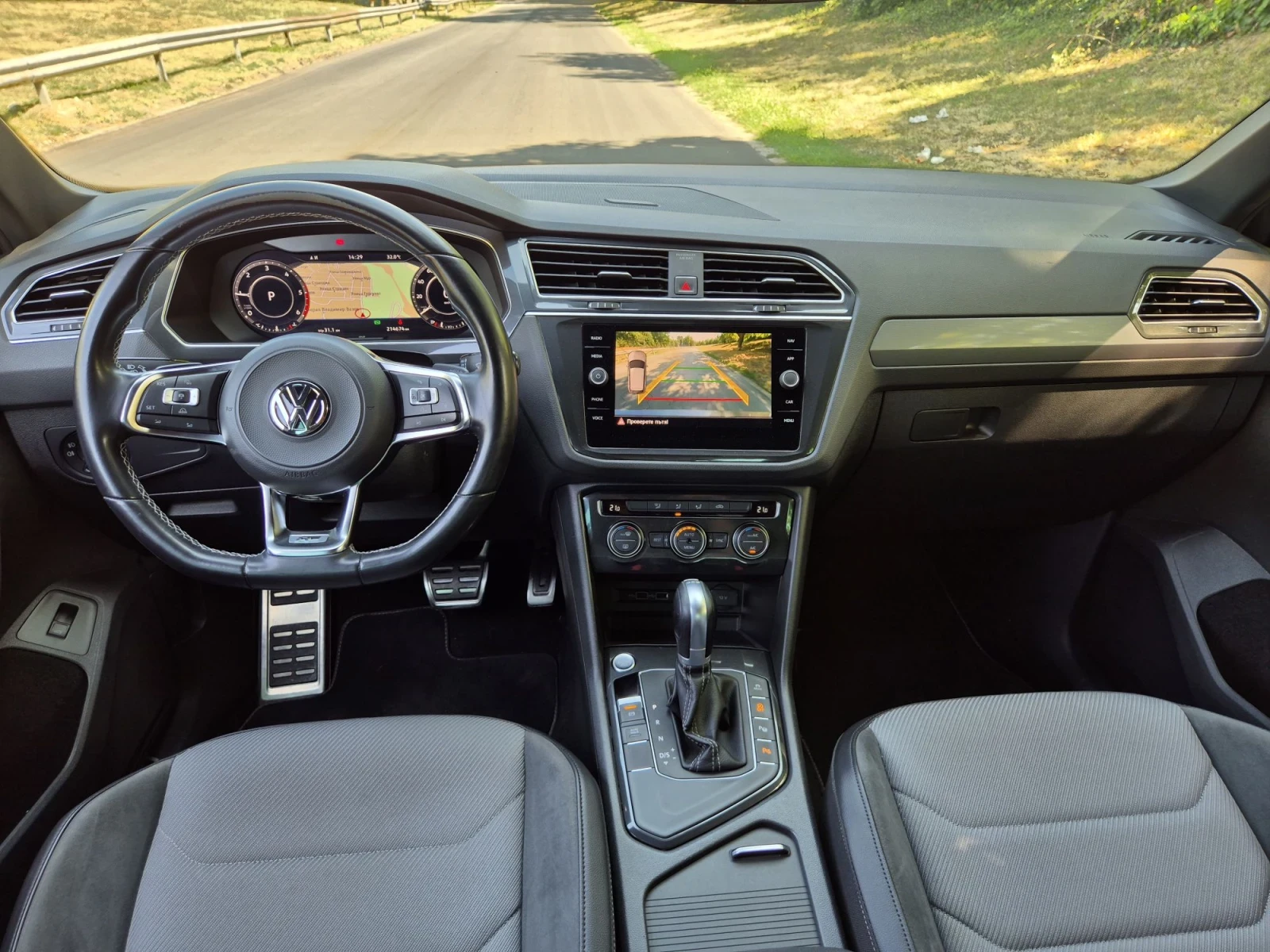 VW Tiguan 2.0TDI R Line Digital Matrix Distr ������  ����  | Mobile.bg � ����������� 9
