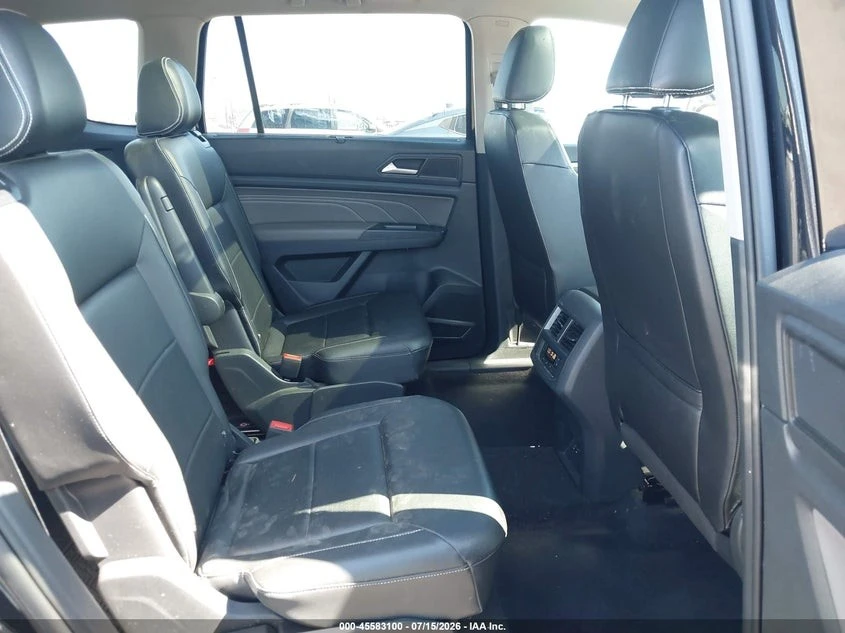 VW Atlas 3.6* SEL* 4MOTION* КОЖА* ПОДГРЕВ* ПАНОРАМА* КАМЕРА, снимка 8 - Автомобили и джипове - 56211219