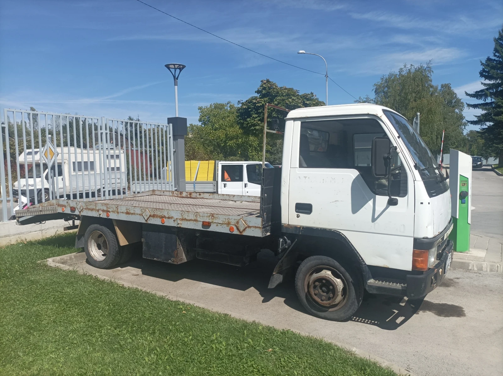 Mitsubishi Canter Специален  - изображение 2