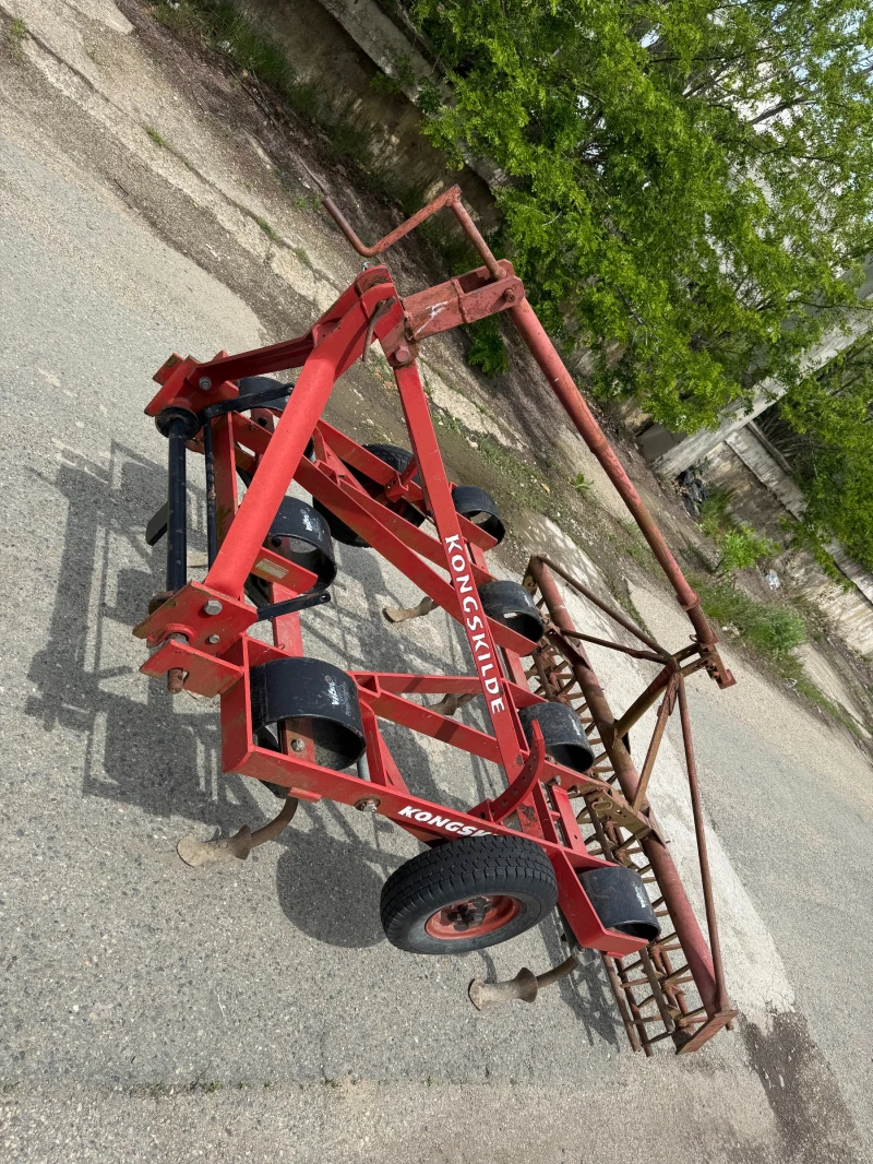 Култиватор Kongskilde, снимка 3 - Селскостопанска техника - 50217446