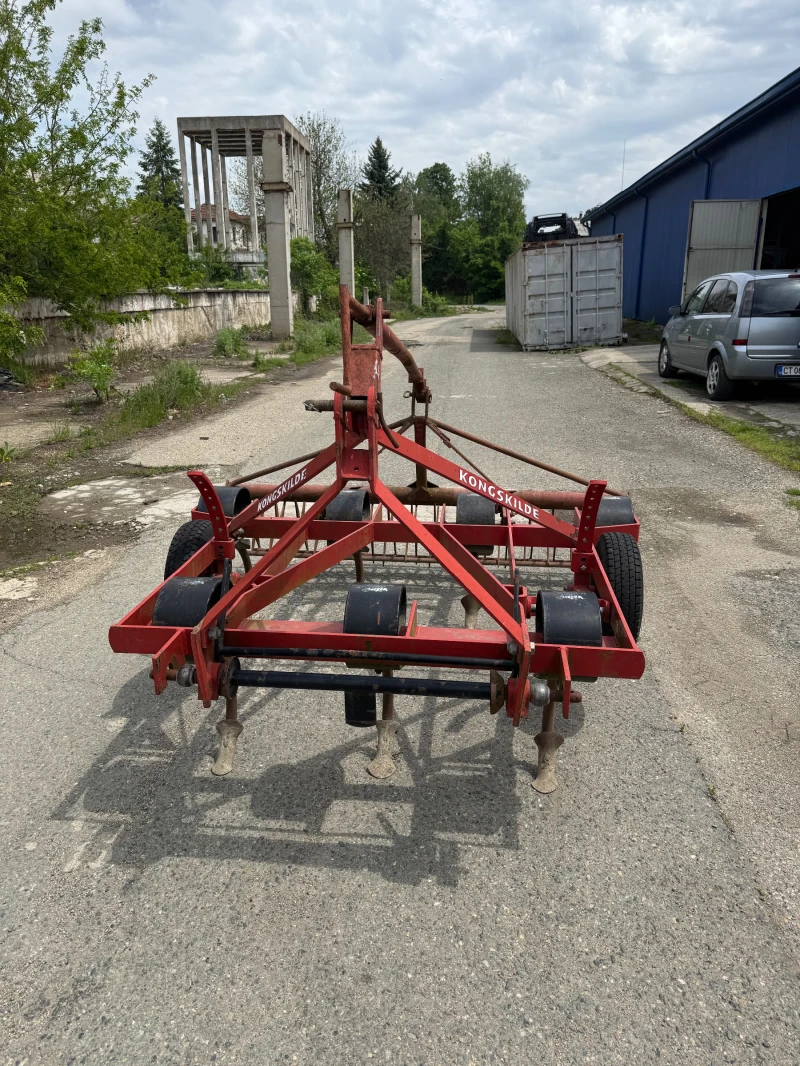 Култиватор Kongskilde, снимка 2 - Селскостопанска техника - 50217446