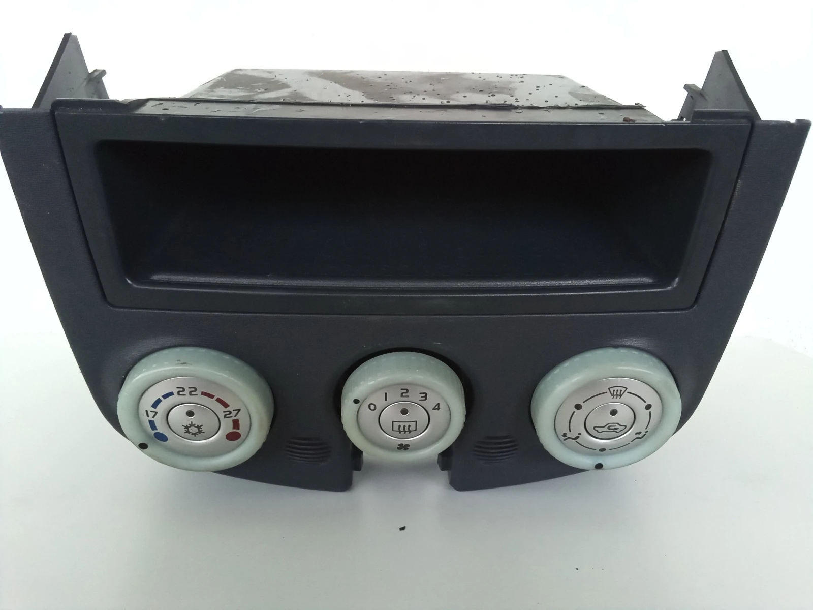 панел климатик Mitsubishi Colt VI CZ3 /2 вр., снимка 2 - Части - 53719832