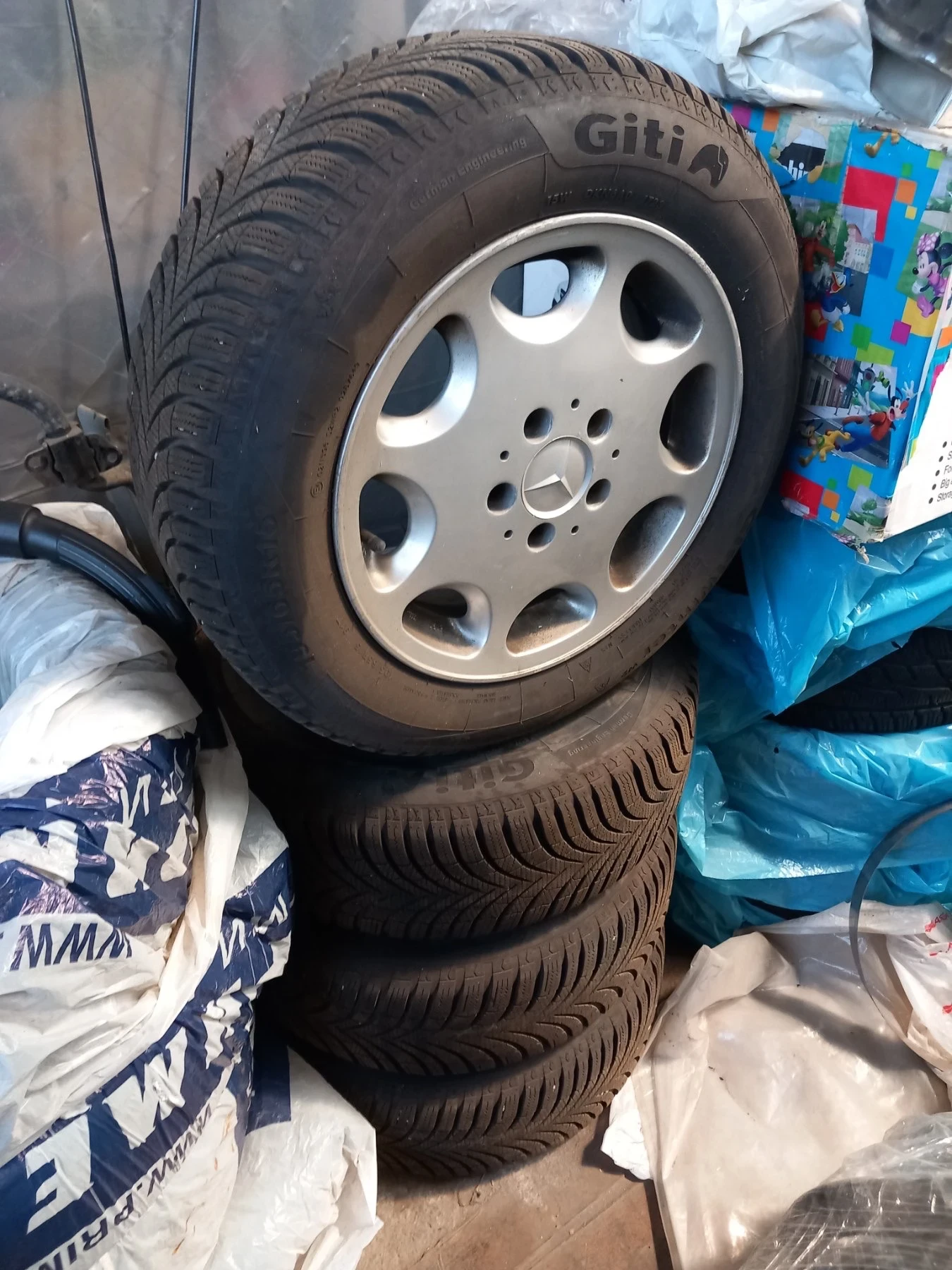 ���� � ������ 195/65R15 �� Mercedes-Benz C 220 | Mobile.bg � ����������� 1