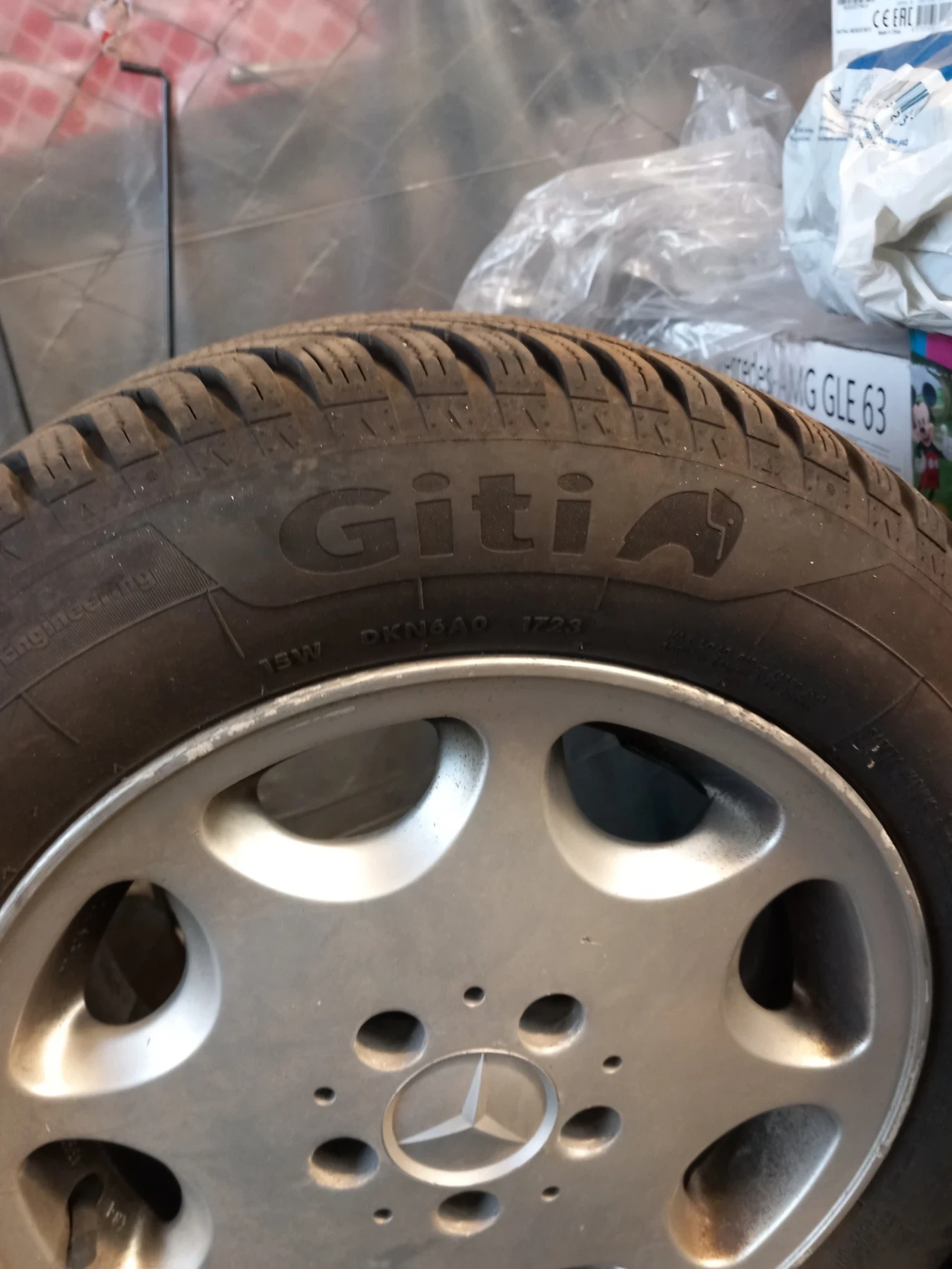 ���� � ������ 195/65R15 �� Mercedes-Benz C 220 | Mobile.bg � ����������� 3