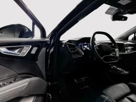 Audi E-Tron Mythos Black | 55 Quattro, снимка 8