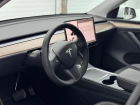 Tesla Model Y Long Range, снимка 6