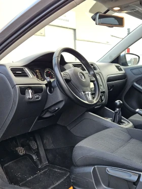 VW Jetta 1.6TDI Bluemotion  | Mobile.bg    8