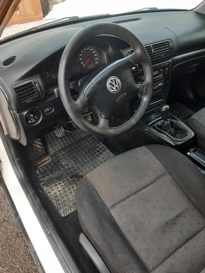 VW Passat Б5, снимка 8 - Автомобили и джипове - 48755135