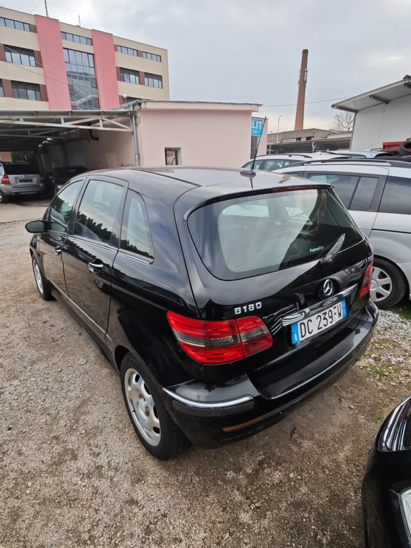 Mercedes-Benz B 180 2.0CDI , снимка 5 - Автомобили и джипове - 48954040