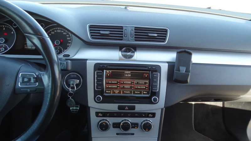 VW Passat Alltrack N1, снимка 11 - Автомобили и джипове - 52646032