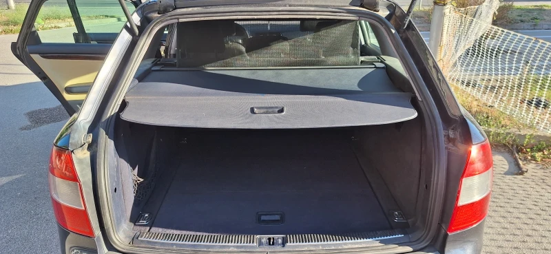 Audi A4, снимка 8 - Автомобили и джипове - 52344661