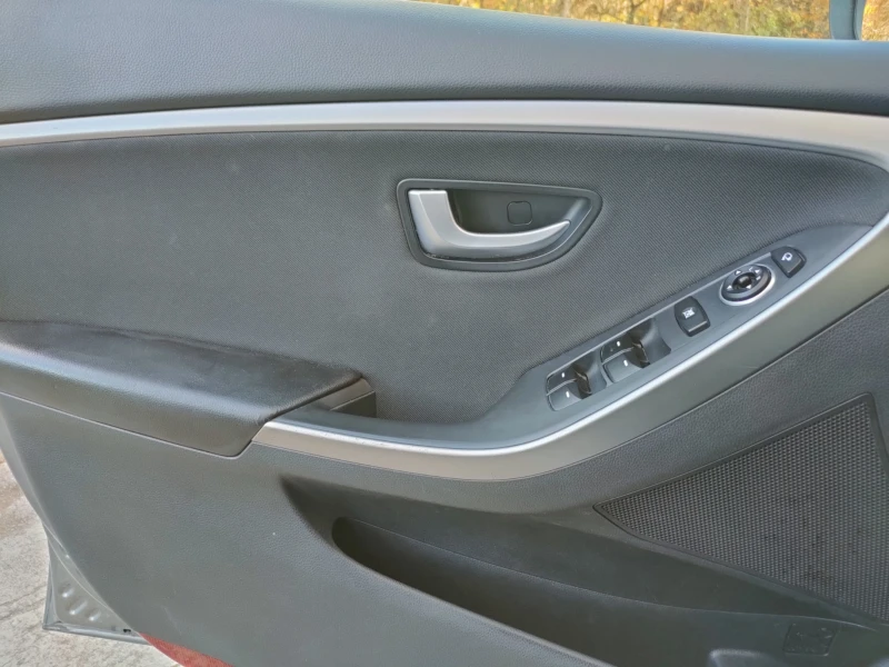 Hyundai I30 crdi , снимка 6 - Автомобили и джипове - 52189721