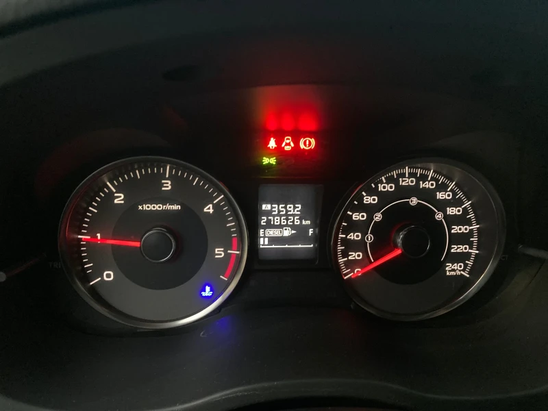 Subaru Forester 2.0 D 4x4 Evro 5, снимка 10 - Автомобили и джипове - 52310248