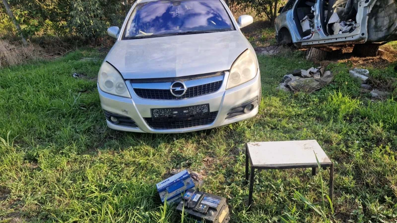 Opel Vectra C 2.2 Direct Facelift , снимка 3 - Автомобили и джипове - 52353686