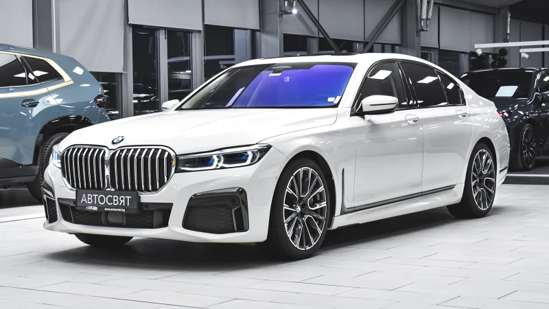 BMW 750 i xDrive M Sport Sportautomatic, снимка 4 - Автомобили и джипове - 53185205
