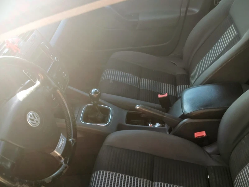 VW Golf, снимка 3 - Автомобили и джипове - 53413309