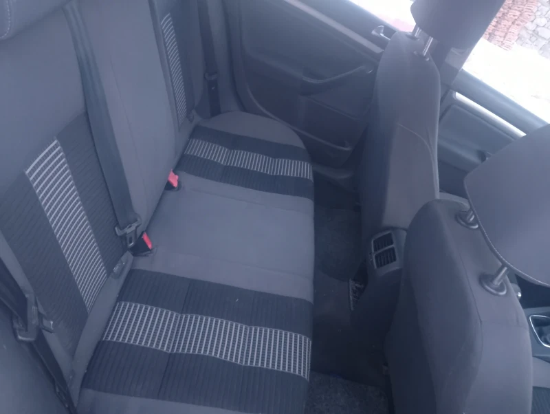 VW Golf, снимка 2 - Автомобили и джипове - 53413309