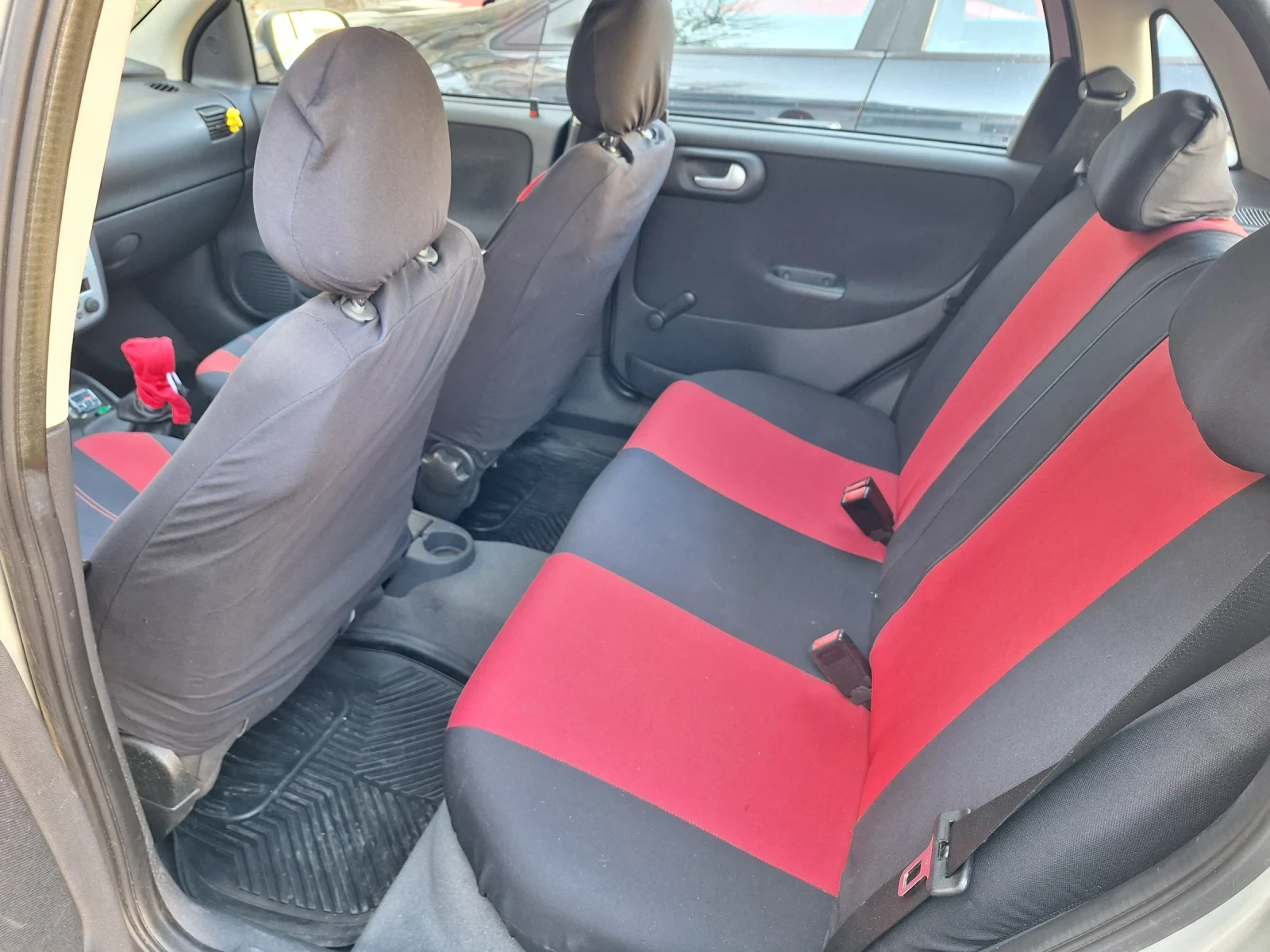 Opel Corsa  - изображение 9