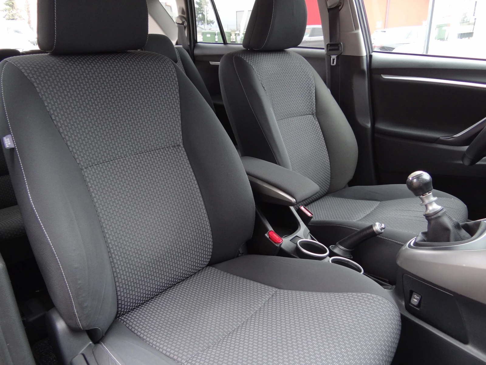 Toyota Verso 1.6i - 132k.c. ///7-/Euro-5/ | Mobile.bg   11