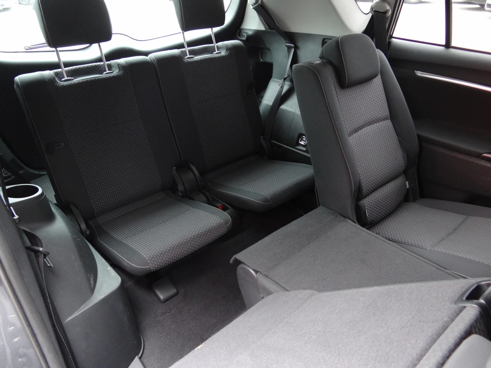 Toyota Verso 1.6i - 132k.c. ///7-/Euro-5/ | Mobile.bg   12