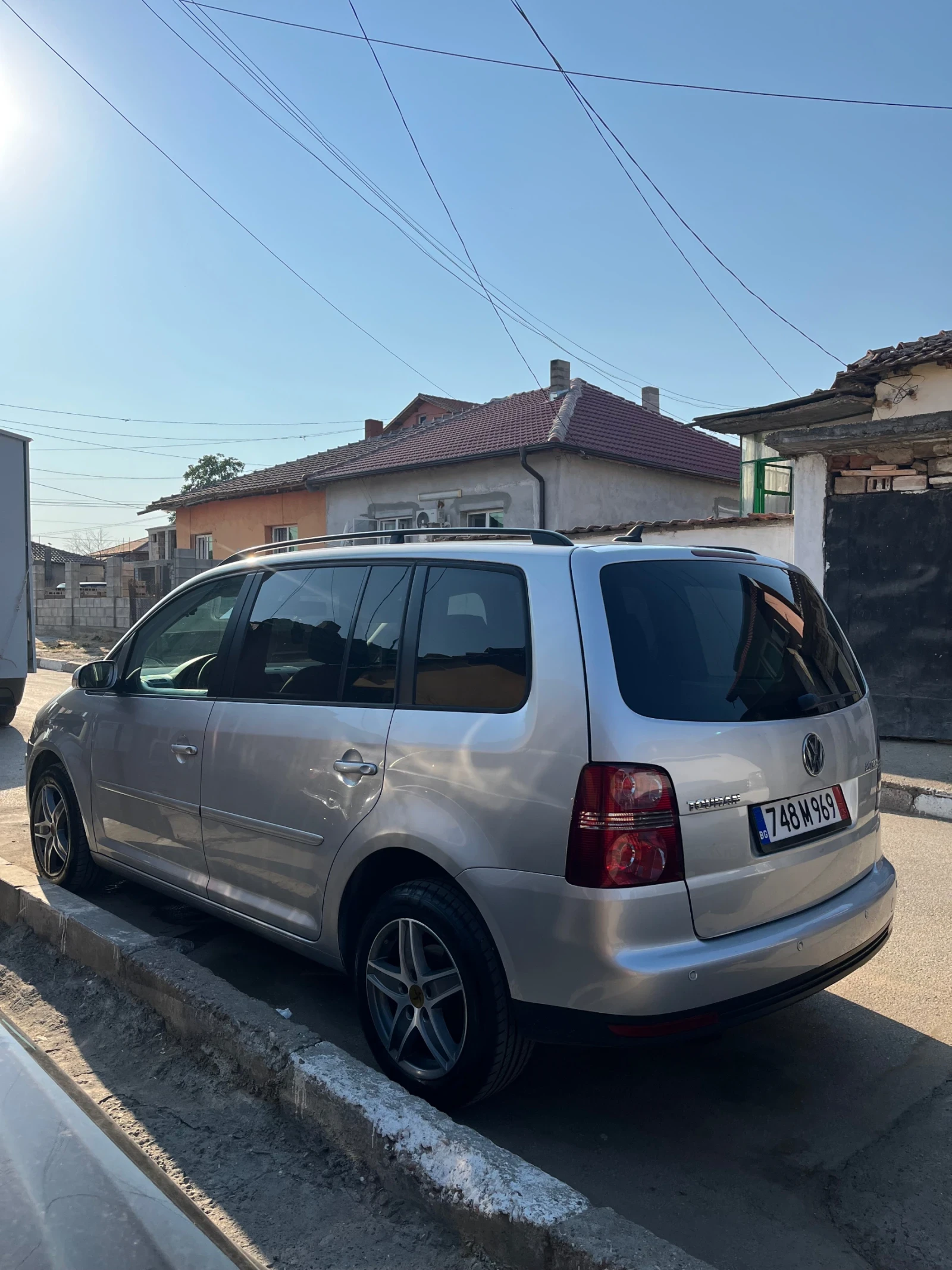 VW Touran  - изображение 3