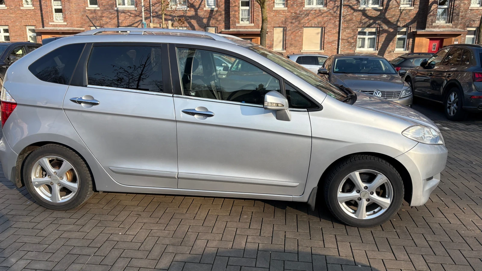 Honda Fr-v 2.2 i-CDTi - изображение 4