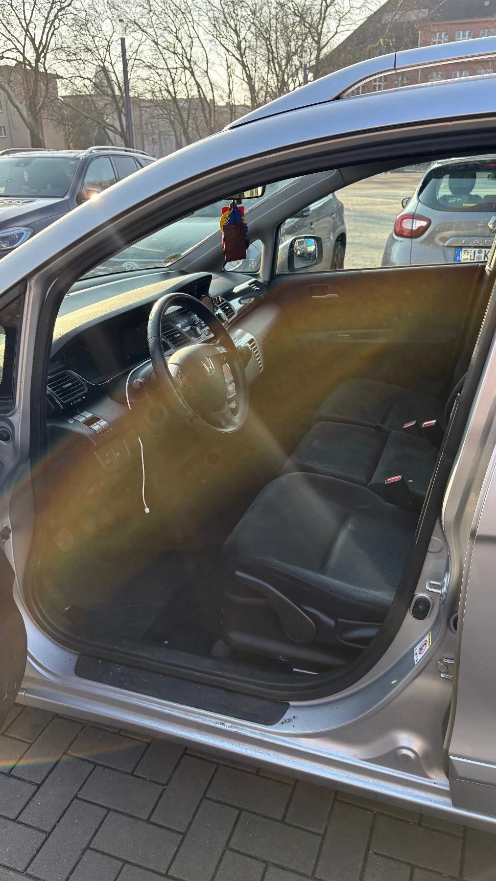 Honda Fr-v 2.2 i-CDTi - изображение 5