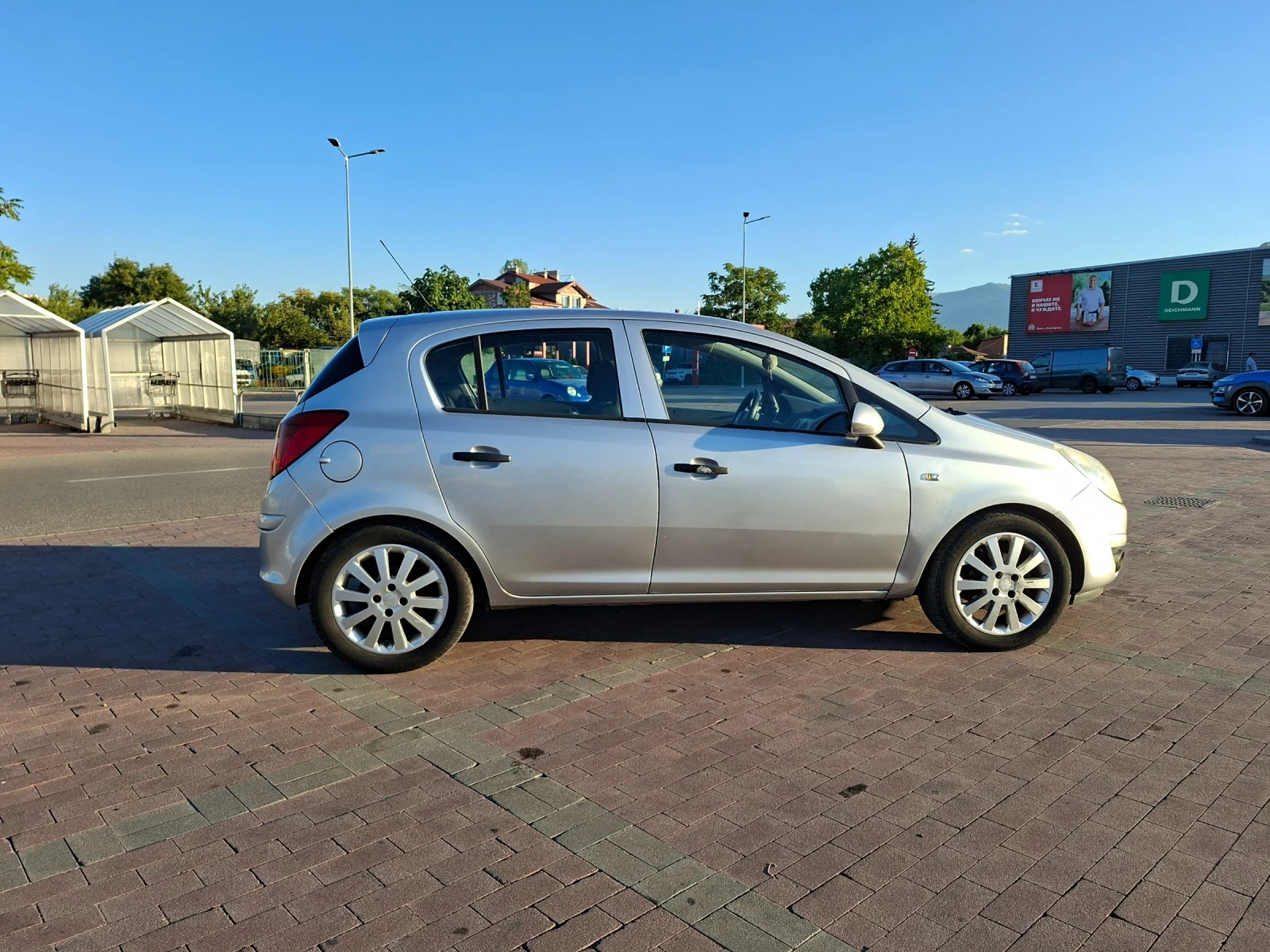 Opel Corsa  - изображение 8