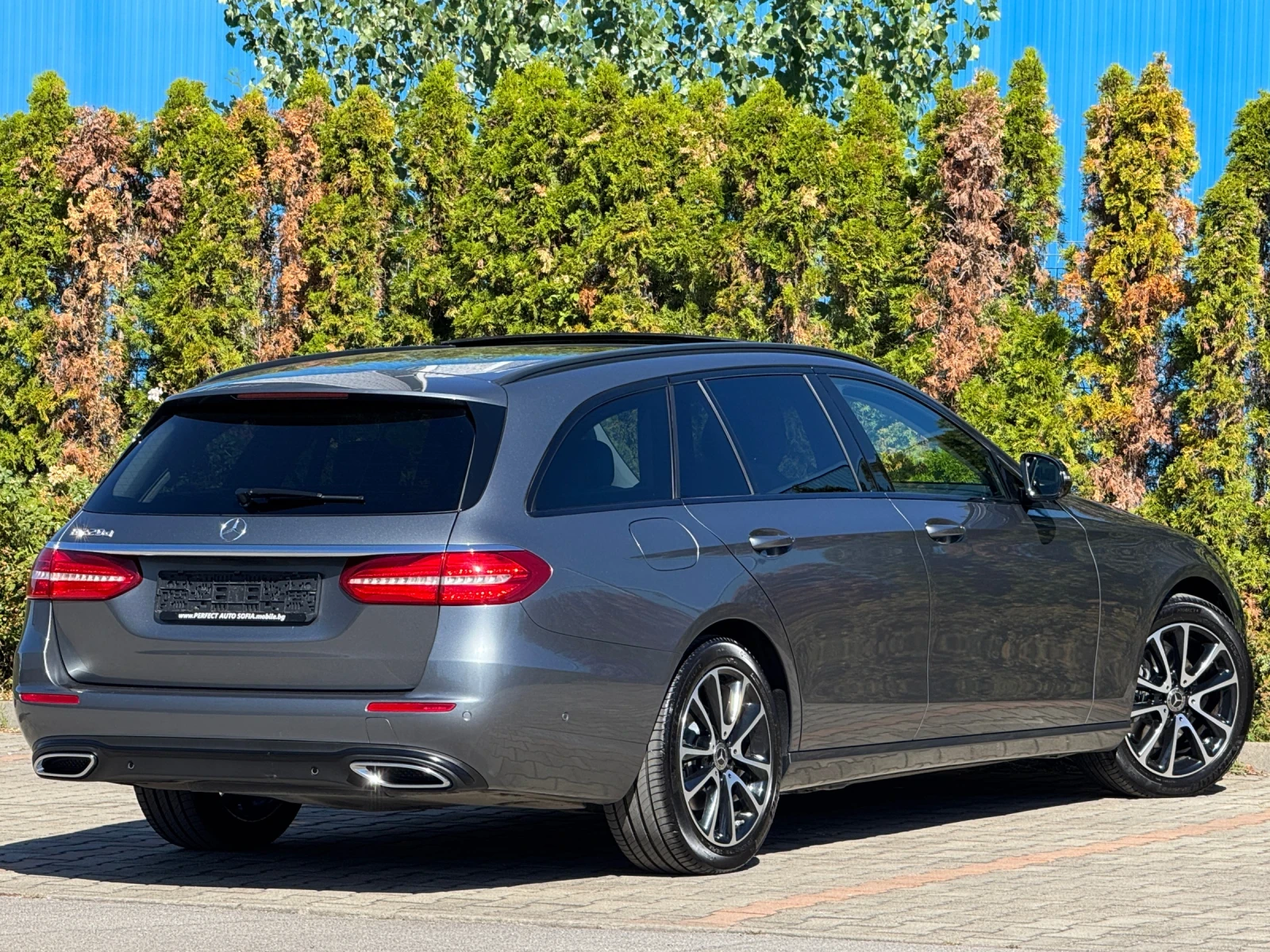 Mercedes-Benz E 220 2.2D-9G-TRONIC-DIGITALES-COCKPIT-ПОДГРЕВ-170Х.КМ!! - изображение 5
