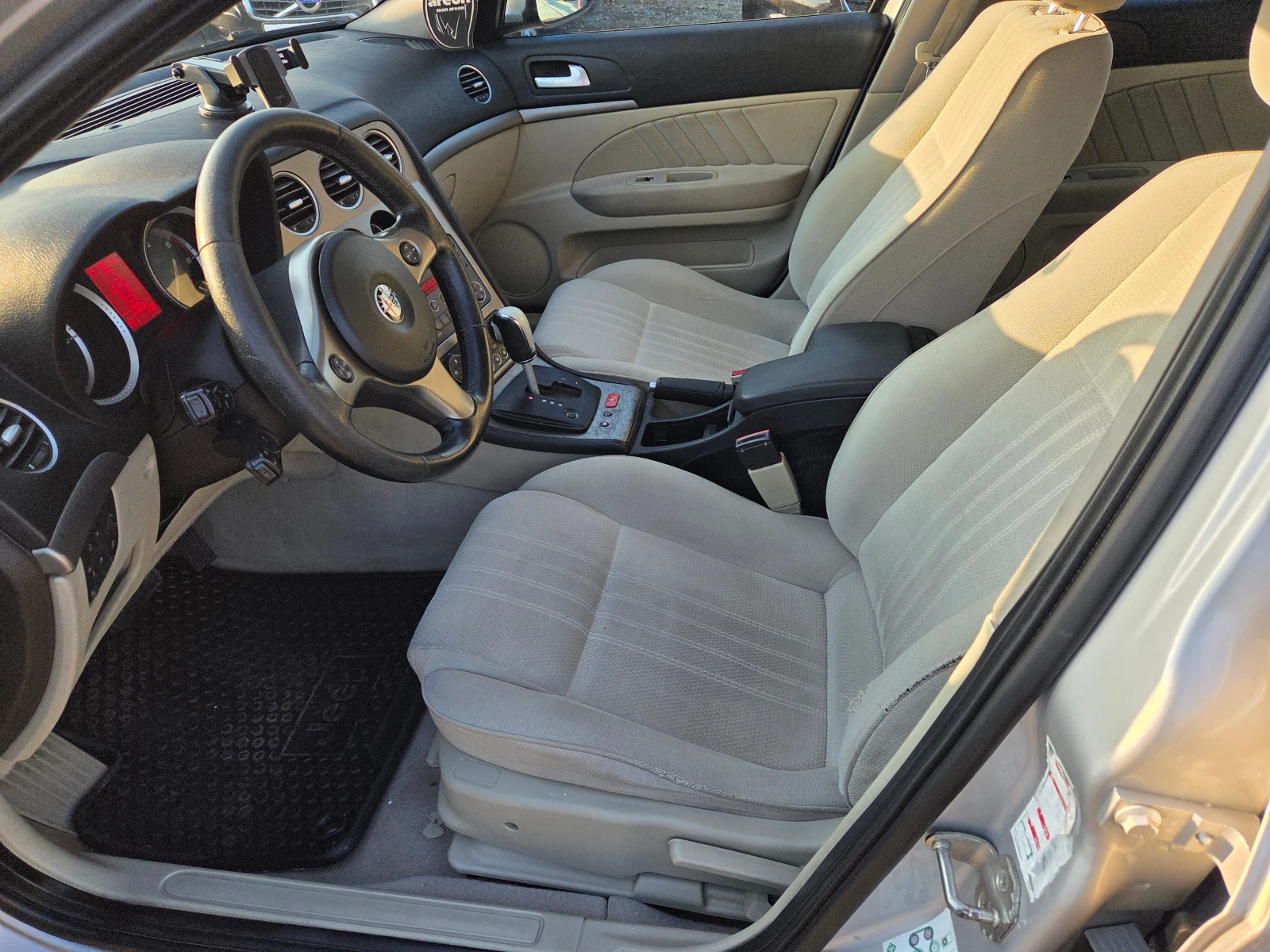 Alfa Romeo 159 sportwagon 1.9jtd-M - изображение 6