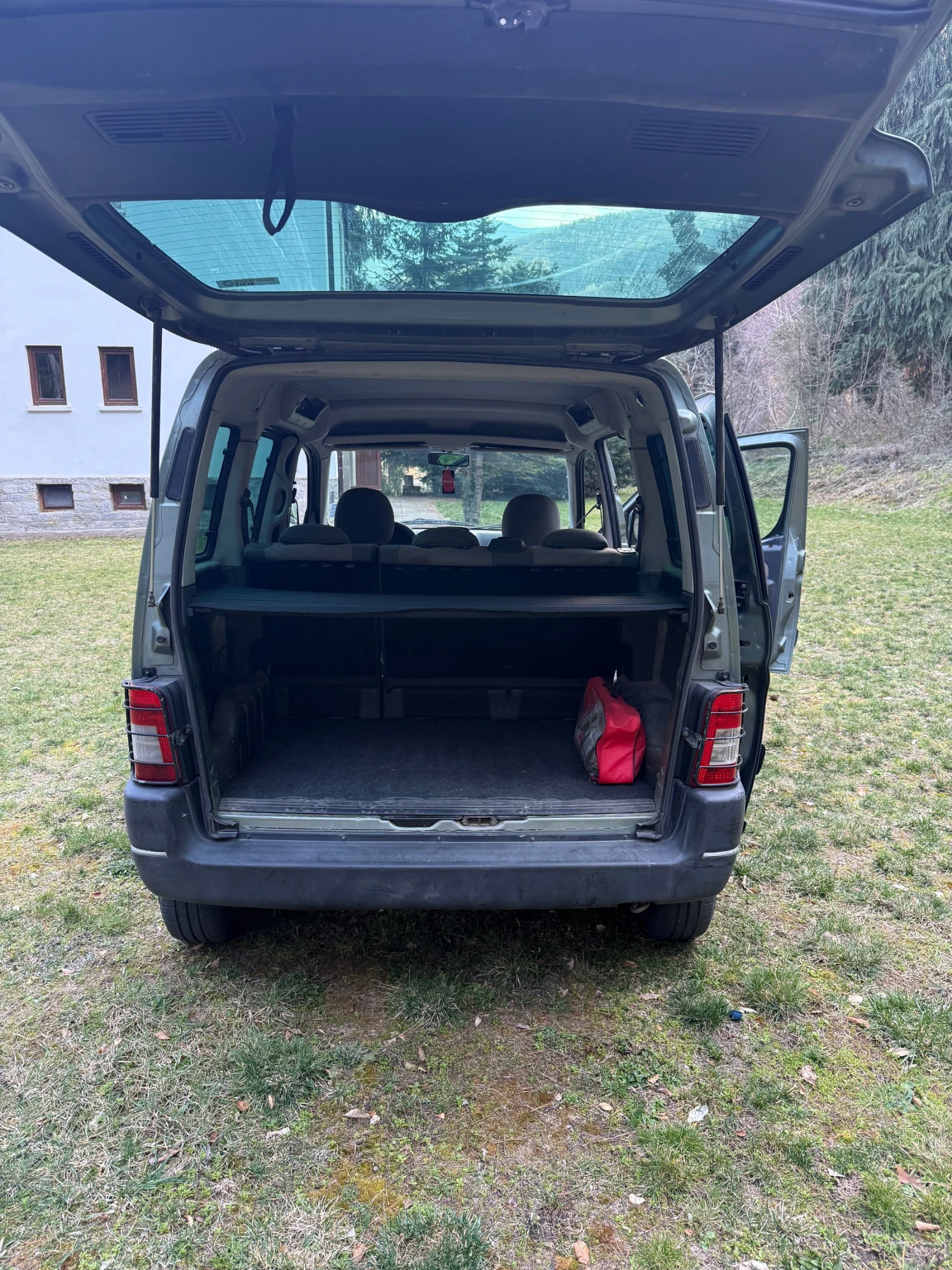 Peugeot Partner, снимка 6 - Автомобили и джипове - 53866136