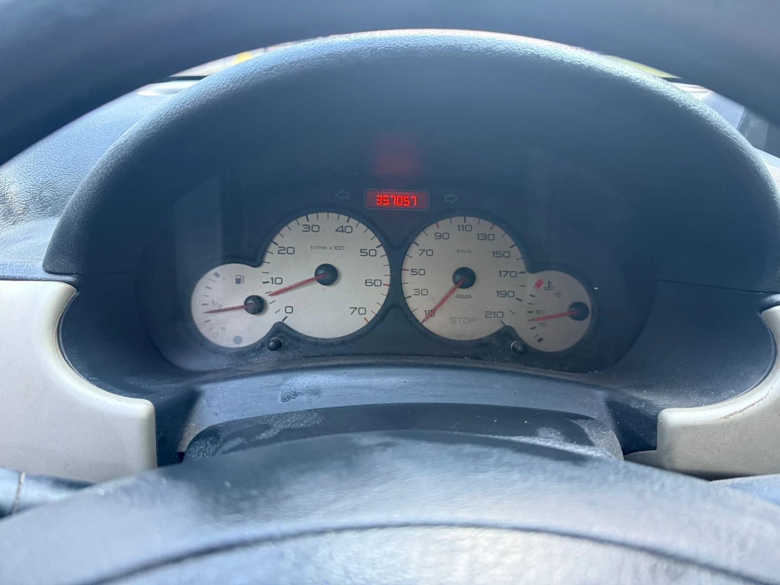 Peugeot Partner, снимка 10 - Автомобили и джипове - 53866136