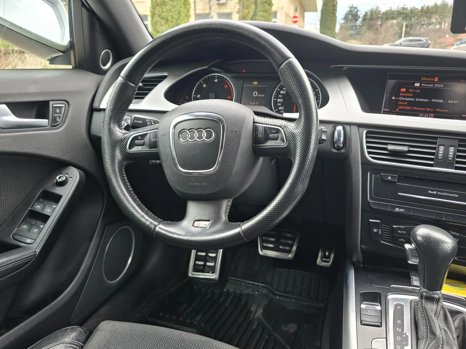 Audi A4 3.0 TDI, снимка 9 - Автомобили и джипове - 54034741