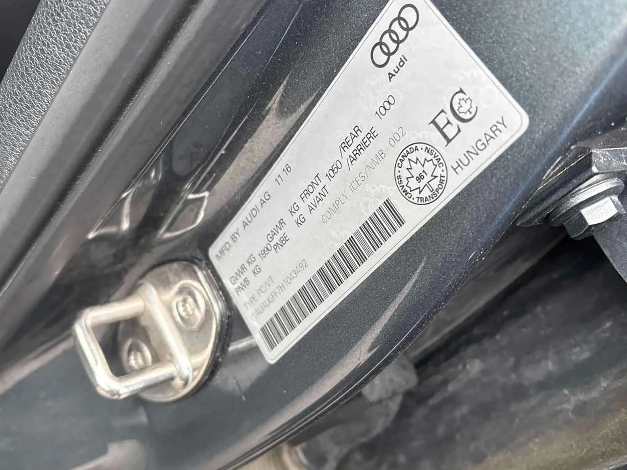 Audi A3 2.0T Komfort /CAMERA/ПОДГРЕВИ , снимка 10 - Автомобили и джипове - 54079100